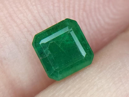 0.72ct natural emerald gemstones igczm146