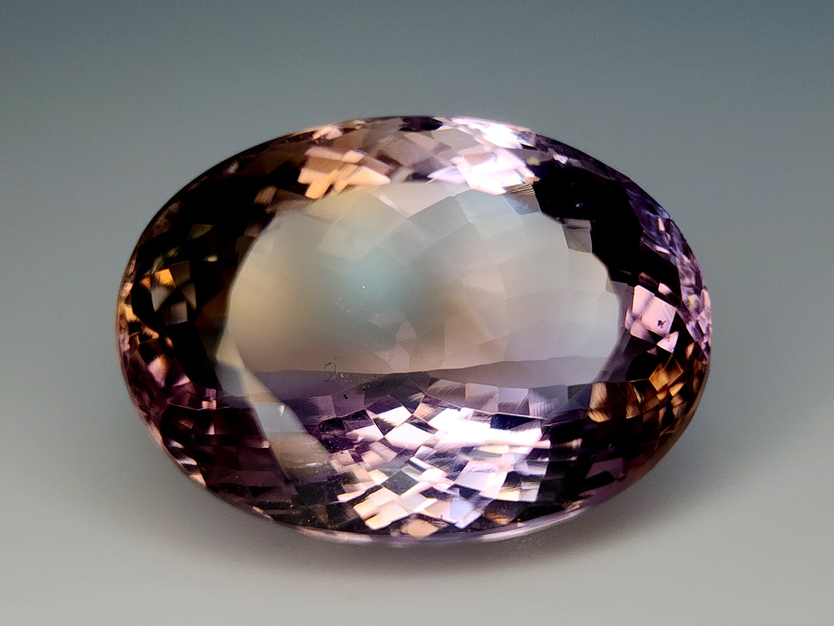 38.69ct bolivian ametrine gemstones igcam13 - imaangems