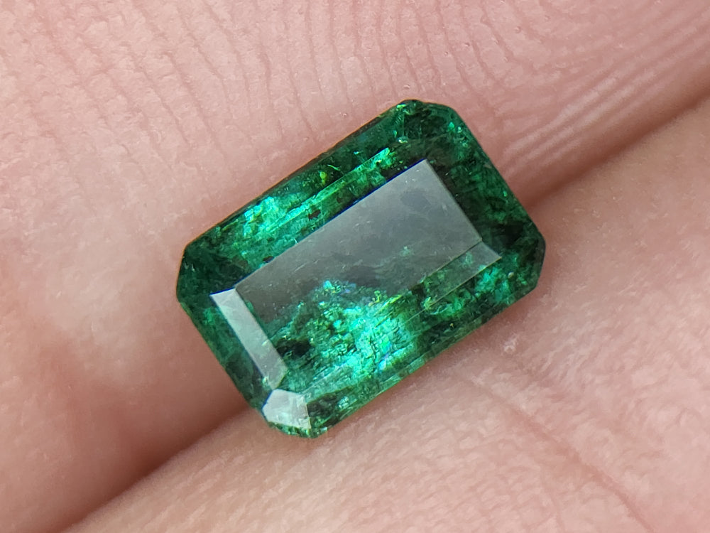 0.95ct natural emerald gemstones igczm120 - imaangems