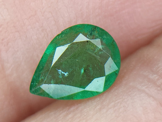 0.77ct natural emerald gemstones igczm174 - imaangems