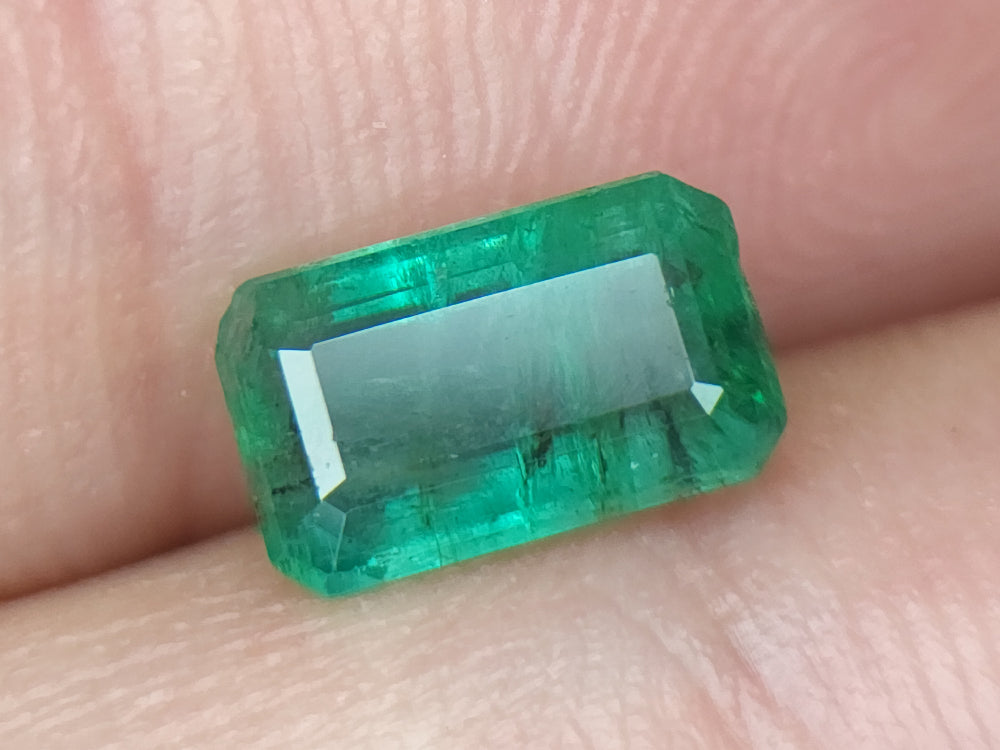 1.67ct natural emerald gemstones igczm96 - imaangems