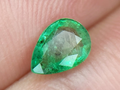 0.86ct natural emerald gemstones igczm179 - imaangems