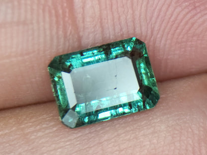 1.86ct natural emerald gemstones igczm84 - imaangems