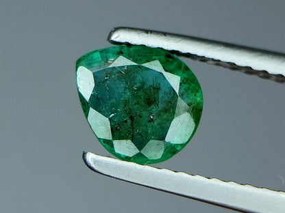 0.85 Crt Natural Emerald Gemstones IGCZZM182 - imaangems