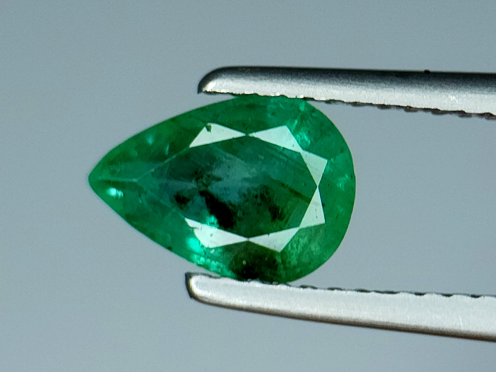 1.23Crt Natural Emerald Gemstones IGCZZM33 - imaangems