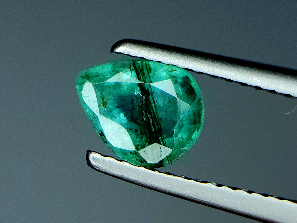 1.108 Crt Natural Emerald Gemstones IGCZZM338 - imaangems