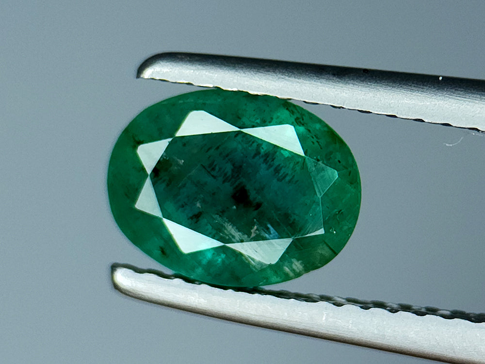 1.95Crt Natural Emerald Gemstones IGCZZM36 - imaangems
