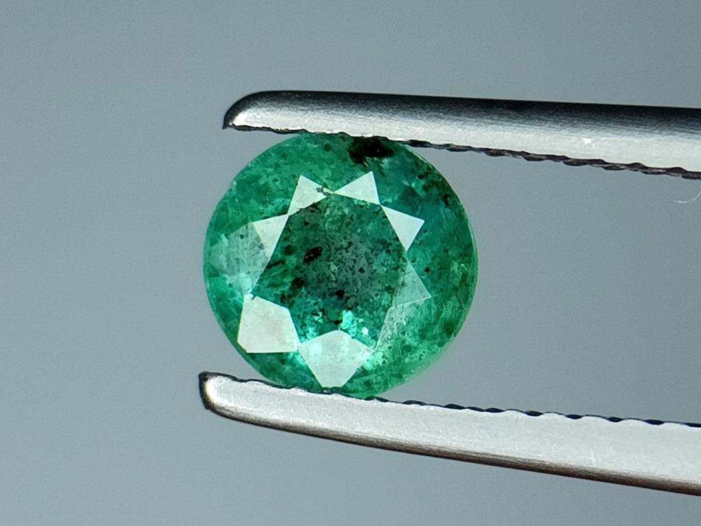 0.75Crt Natural Emerald Gemstones IGCZZM60 - imaangems