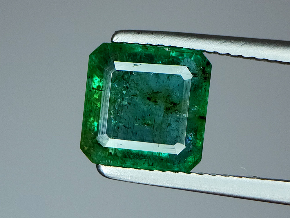 2.81 Crt Natural Emerald Gemstones IGCZZM82 - imaangems