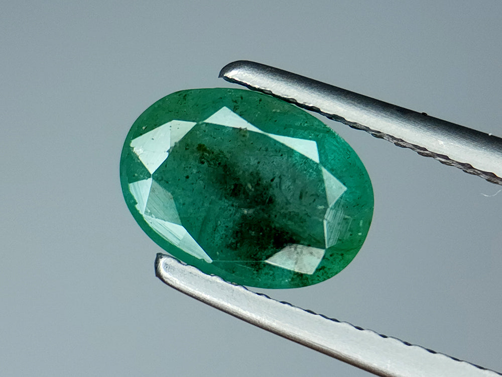2.1Crt Natural Emerald Gemstones IGCZZM10 - imaangems