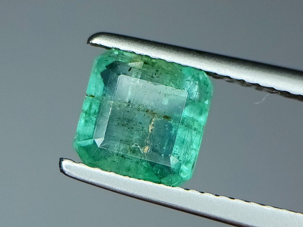 1.61 Crt Natural Emerald Gemstones IGCZZM278 - imaangems