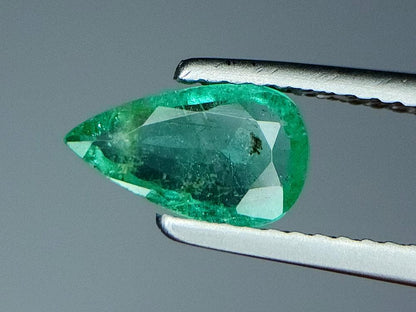 0.72 Crt Natural Emerald Gemstones IGCZZM323