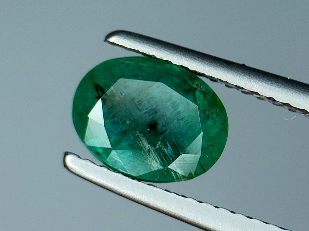 1.95Crt Natural Emerald Gemstones IGCZZM36 - imaangems