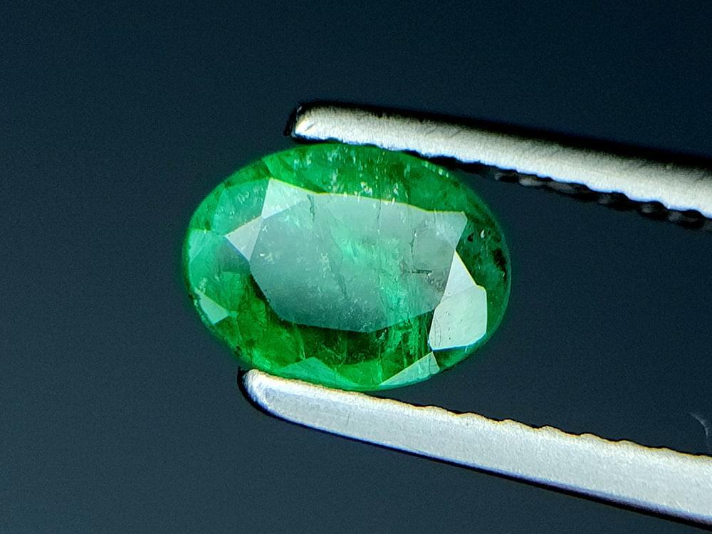 0.74 Crt Natural Emerald Gemstones IGCZZM414
