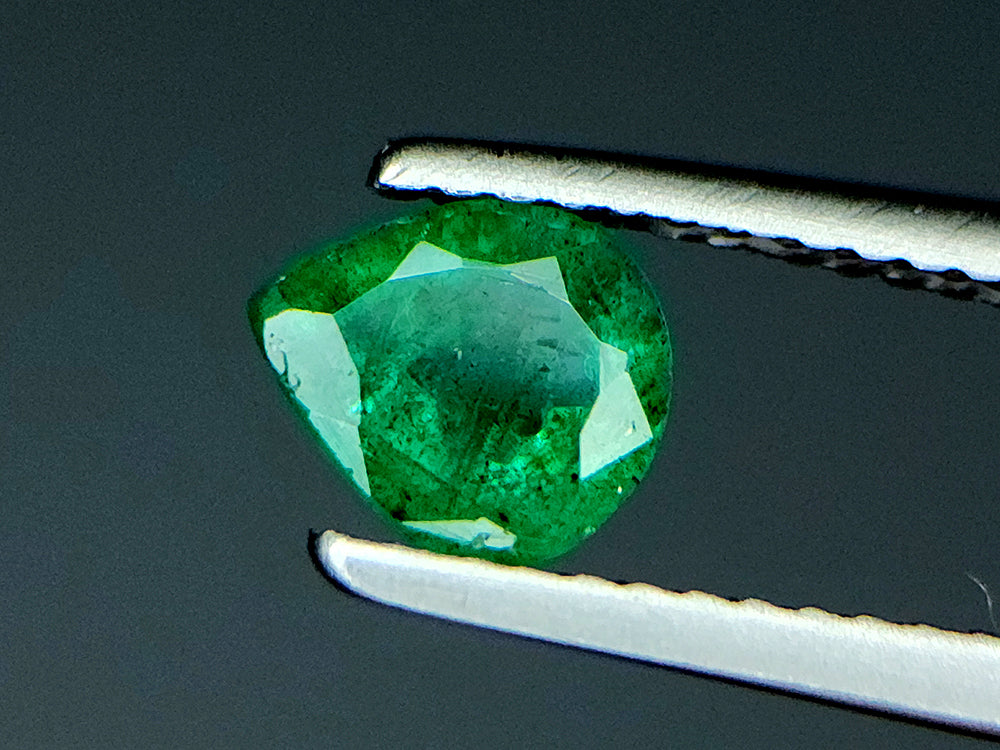 0.79 Crt Natural Emerald Gemstones IGCZZM456 - imaangems