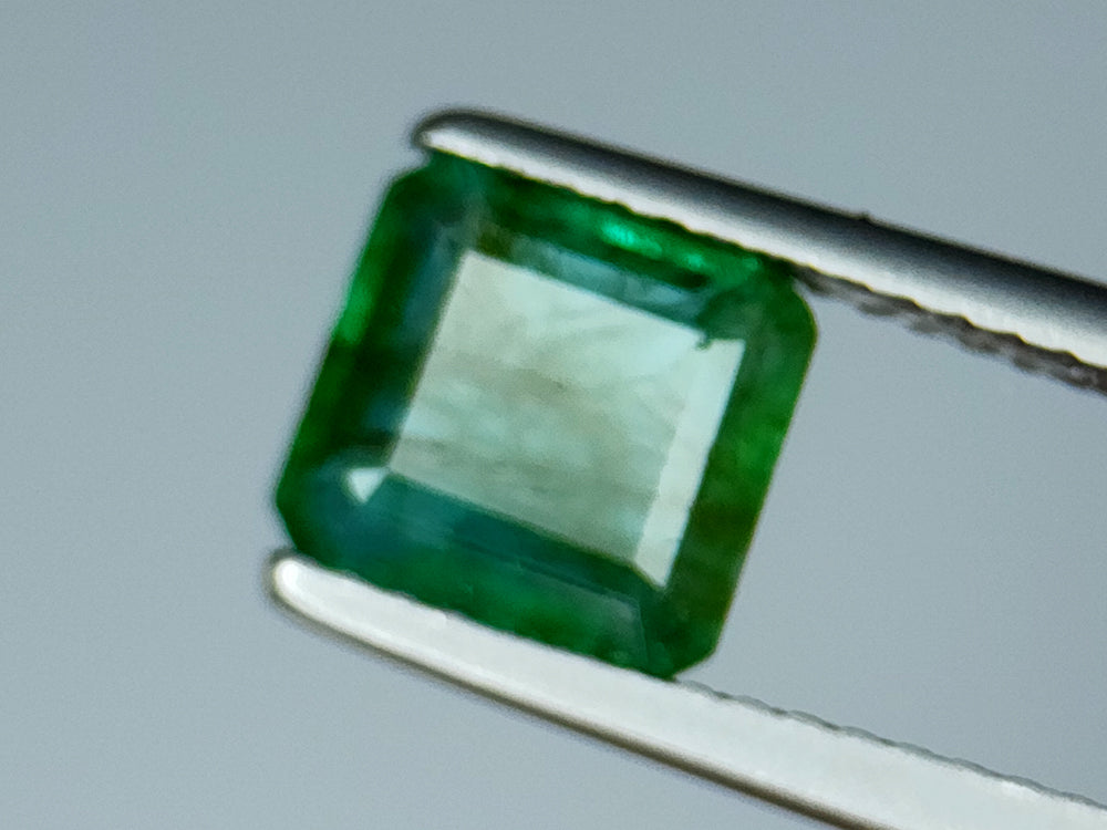 1.41Crt Natural Emerald Gemstones IGCZZM51 - imaangems
